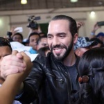 El Congreso de El Salvador otorgó a Bukele un permiso de seis meses para buscar la reelección inmediata
