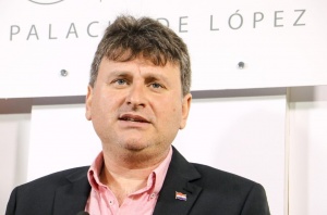Denis Lichi, ministro de Agricultura y Ganadería.