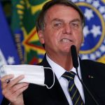 Solicitan procesar a Bolsonaro por desinformar sobre el Covid-19